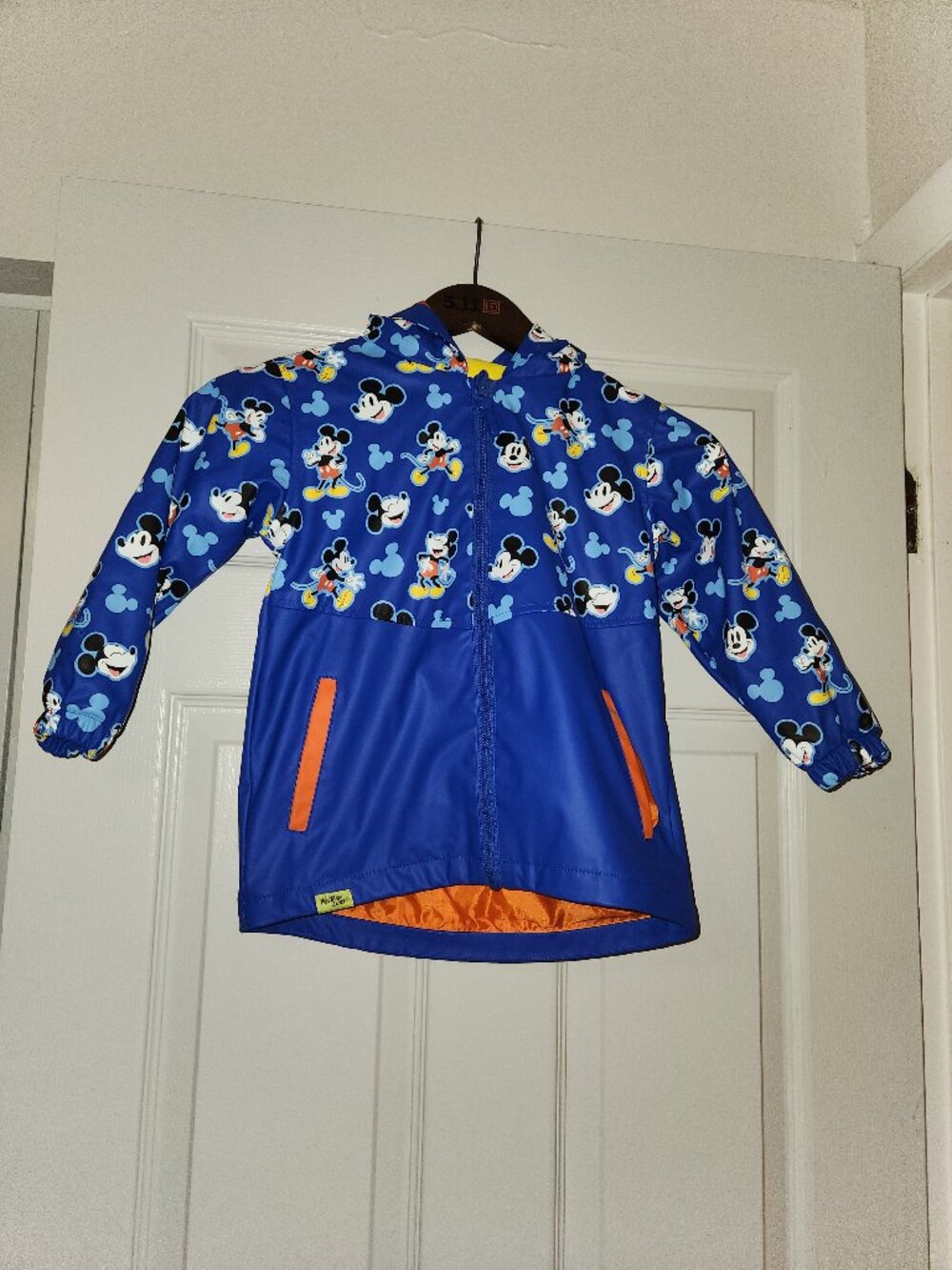 Disney Mickey Mouse Boys Lightly Padded Raincoat – Size 4T